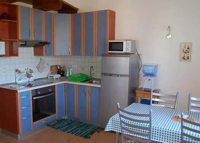 In With Terrace, Air Conditioning, Wifi, Washing Machine Apartman