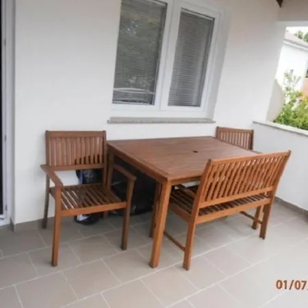 In With Terrace, Air Conditioning, Wifi, Washing Machine Appartement Privlaka (Zadar)