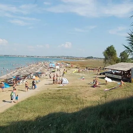 In With Terrace, Air Conditioning, Wifi, Washing Machine