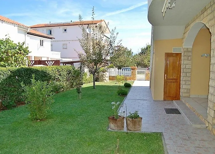 In With Terrace, Air Conditioning, Wifi, Washing Machine 아파트